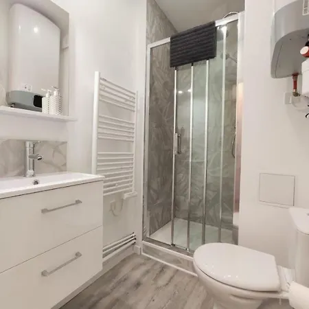 Cosy Proche Centre-ville - Wifi